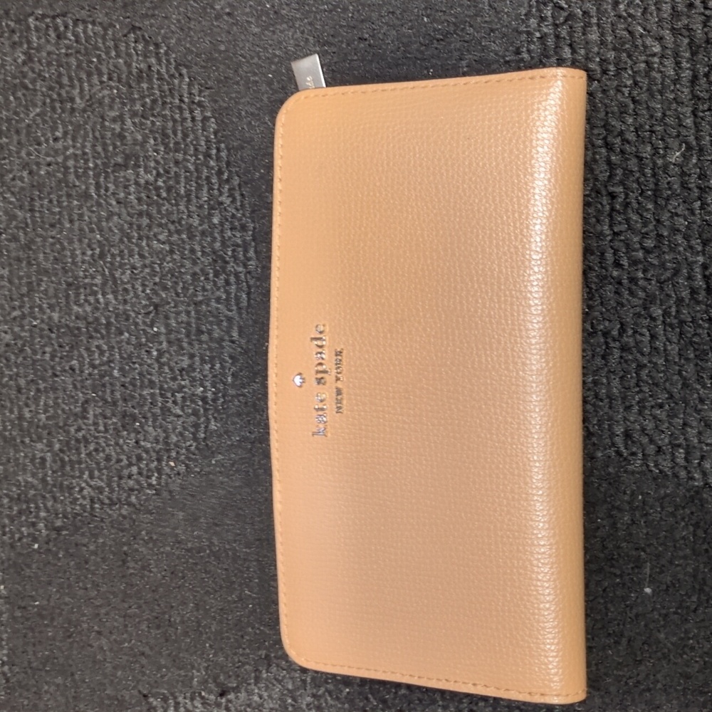 Kate Spade New YorkBrynn Large Slim Bifold Wallet